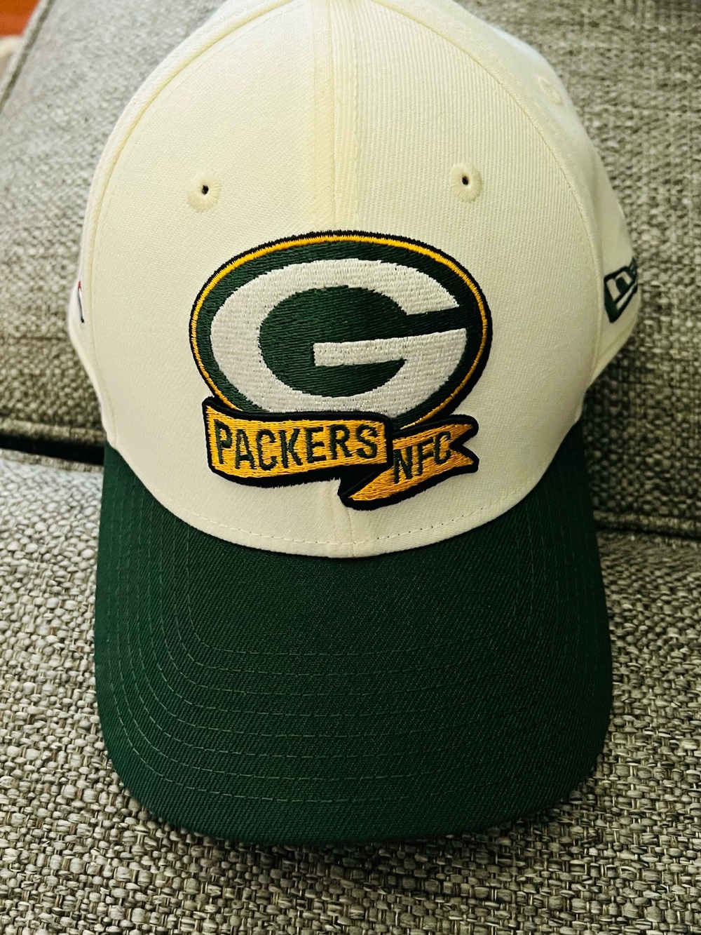 New Era Cream and Green Green Bay Packers Baseball Cap